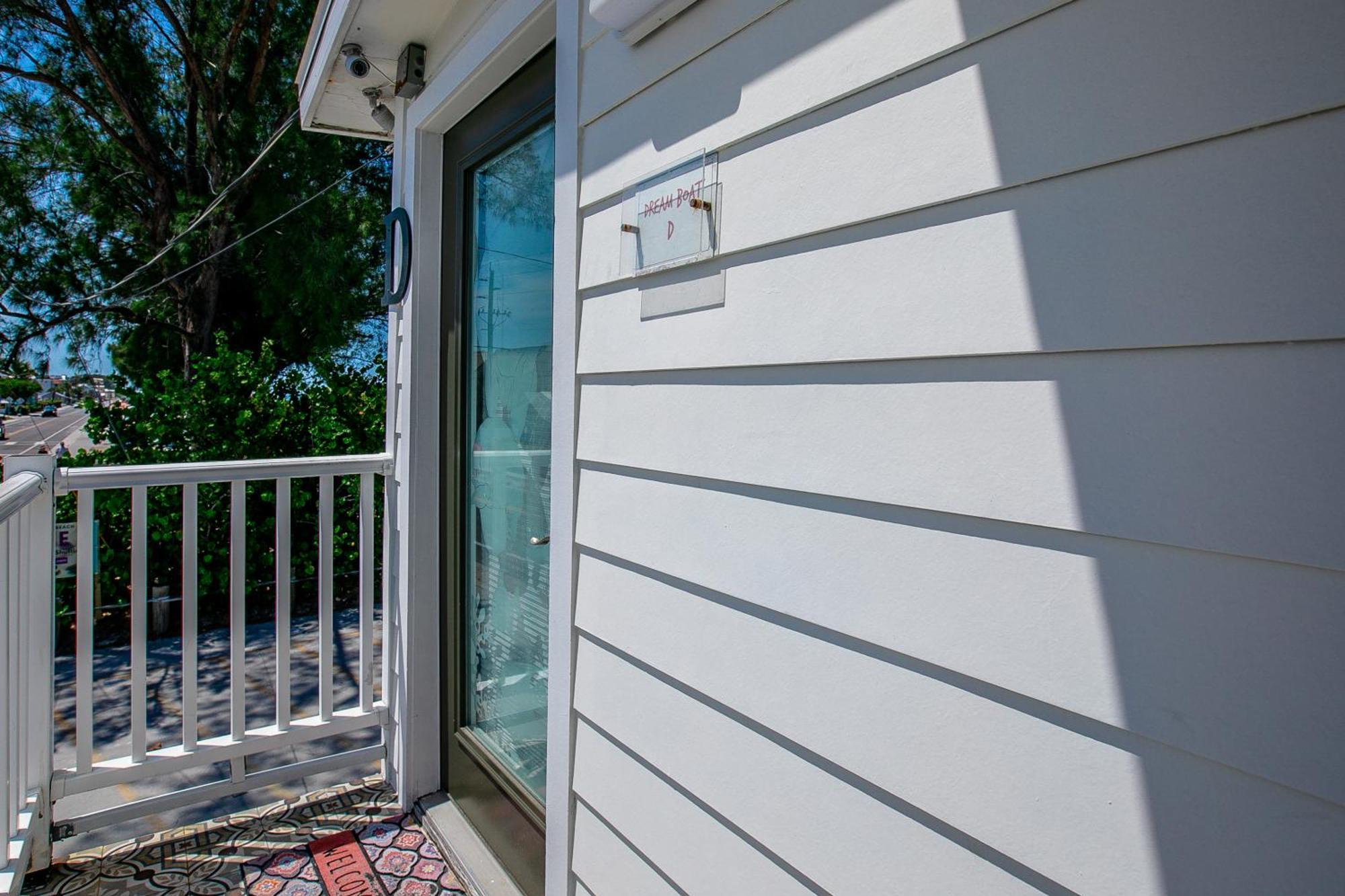 Beach Dreams Resort Bradenton Beach Bagian luar foto