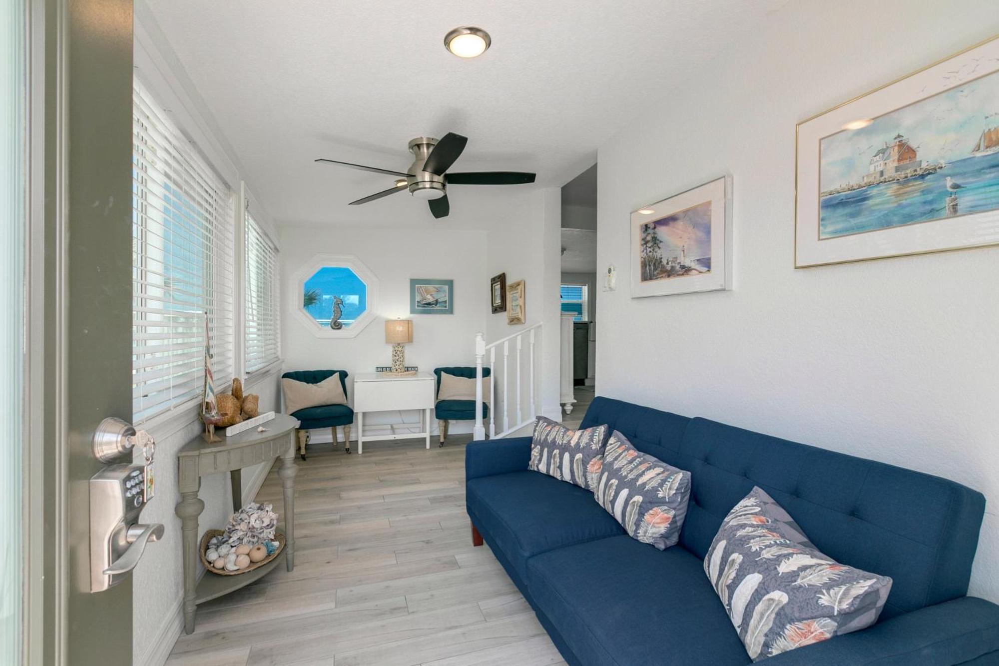 Beach Dreams Resort Bradenton Beach Bagian luar foto