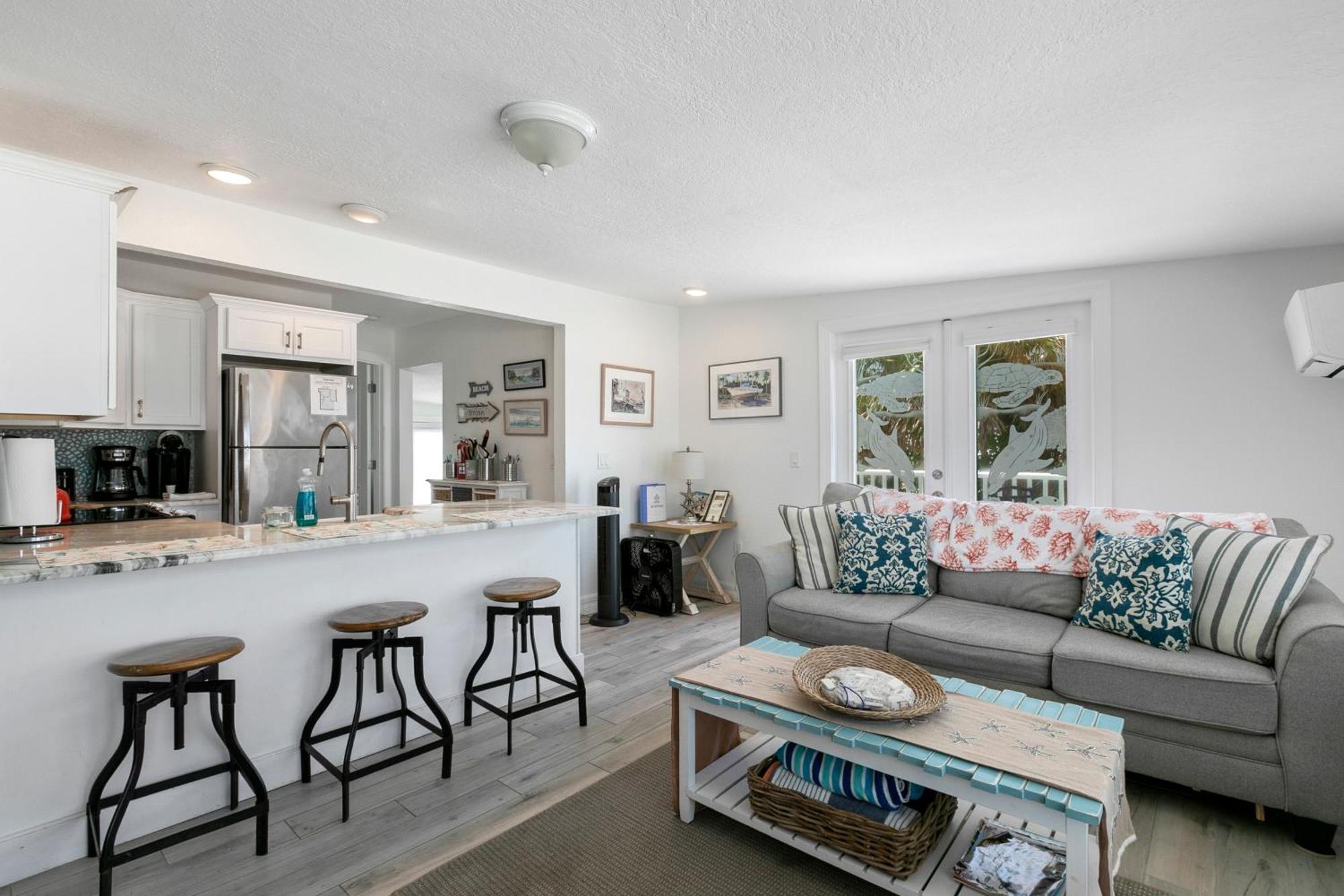 Beach Dreams Resort Bradenton Beach Bagian luar foto