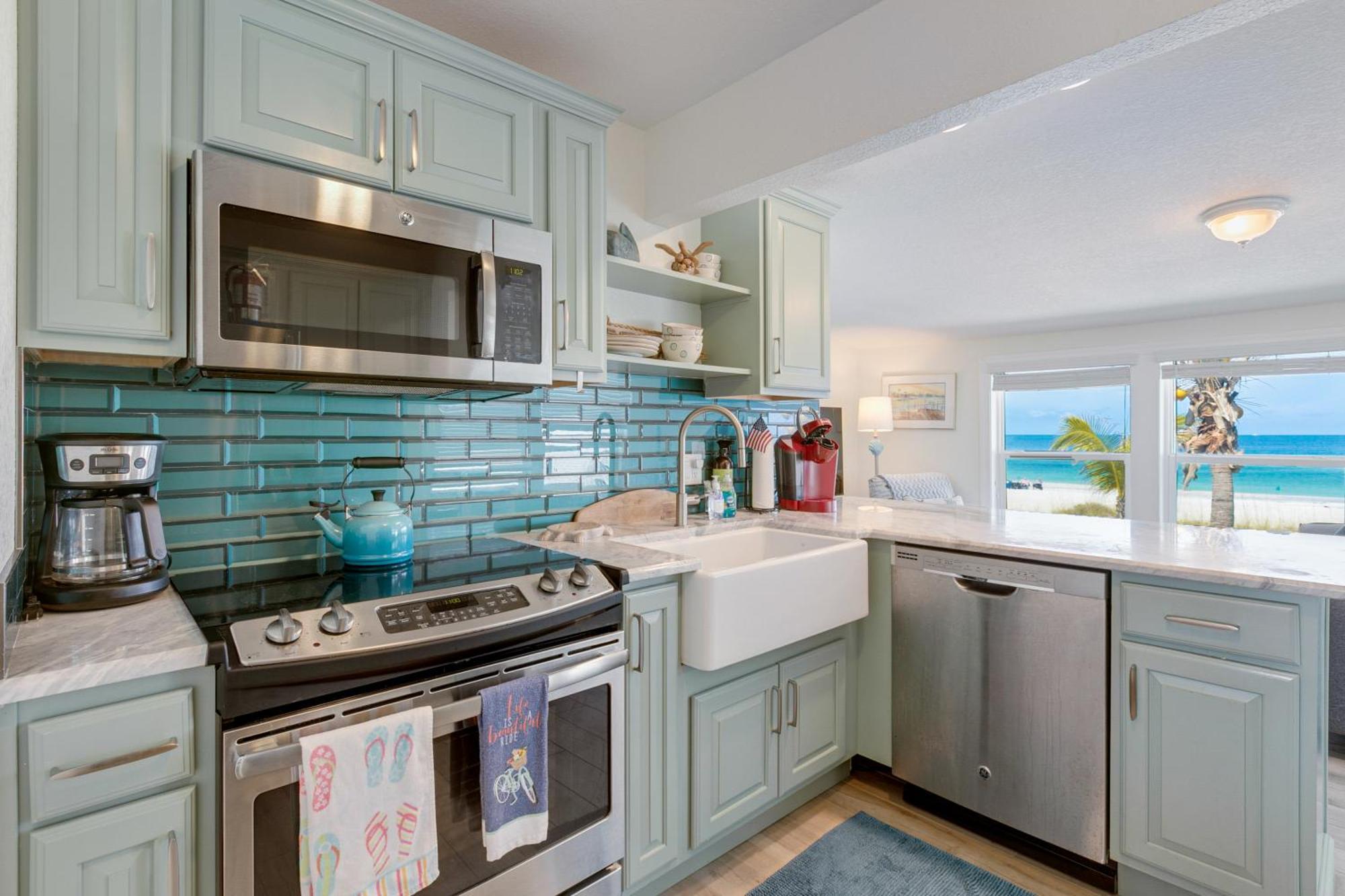 Beach Dreams Resort Bradenton Beach Bagian luar foto